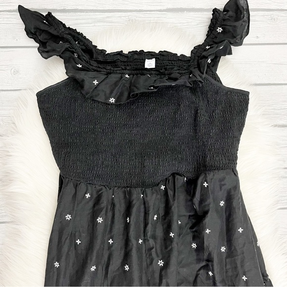 Old Navy Black Floral Maxi Dress - Picture 2 of 3